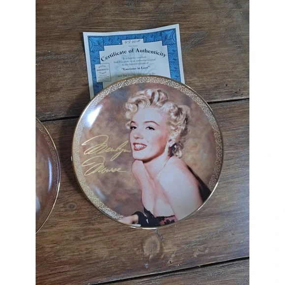 Love, Marilyn Knowles Collectors Plates Set of 4 with COA Gold Trim Decor - Picture 5 of 8